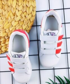 Işıklı Unisex Çocuk Spor Ayakkabı - Mor Renkli Ve Sentetik Deri Malzemeli