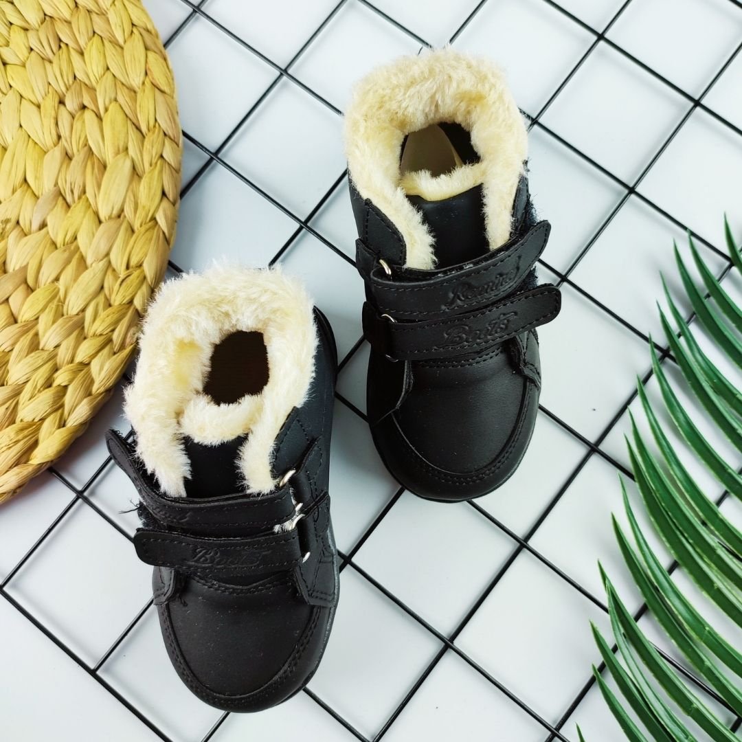 İçi Tüylü Detaylı Çocuk Bot - Su Geçirmez Ve Isıtıcı - Görsel 3